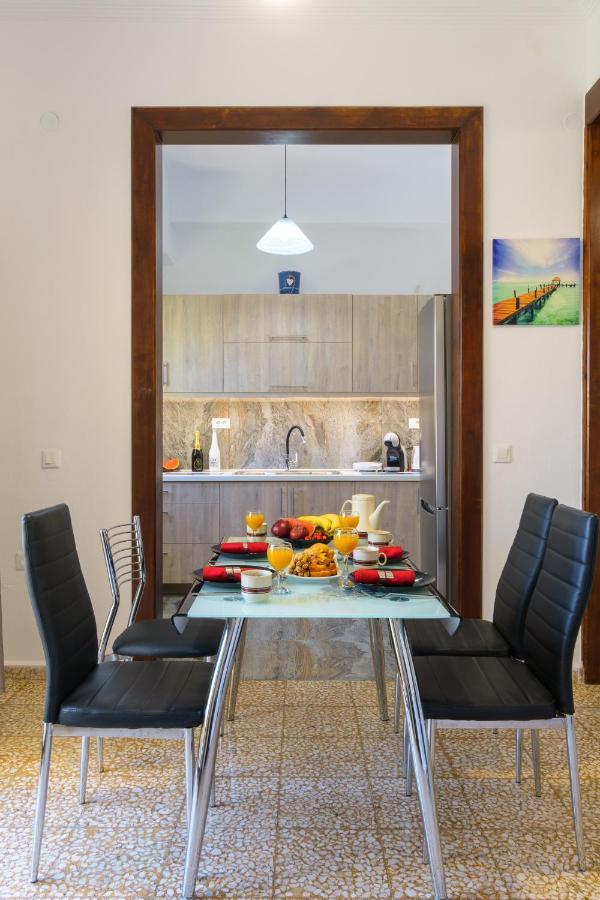 House For Families Near The Lake Agios Nikolaos Exteriör bild